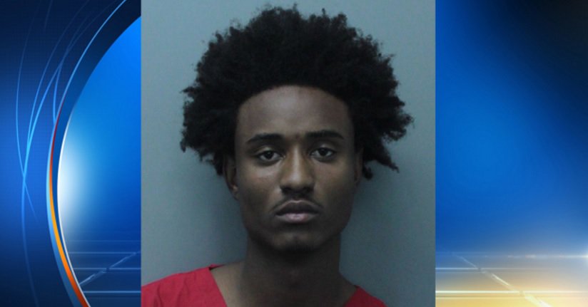 DeAndre Charles pleads not guilty in fatal shooting of rabbi bit.ly/1SXdWER?utm_me… https://t.co/mUbOtEmVdo