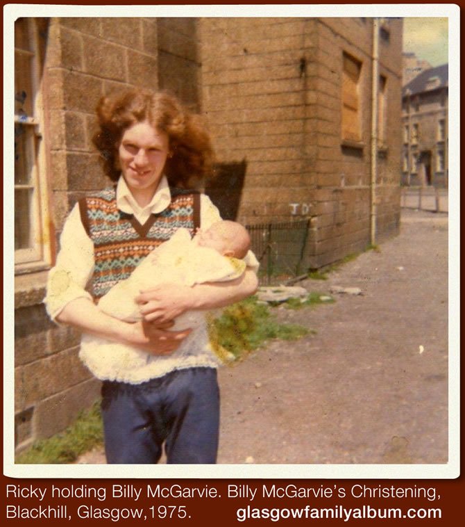 iamglaswegian's tweet photo. #adventglaswegian No14
theme #1970s #glaswegians
129 family photos from #glasgow1970s
https://t.co/rsstyCHsMC https://t.co/6omaUwRqlv