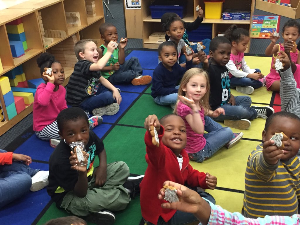 We caught the Gingerbread Man - 4K Mrs. Coffman's class