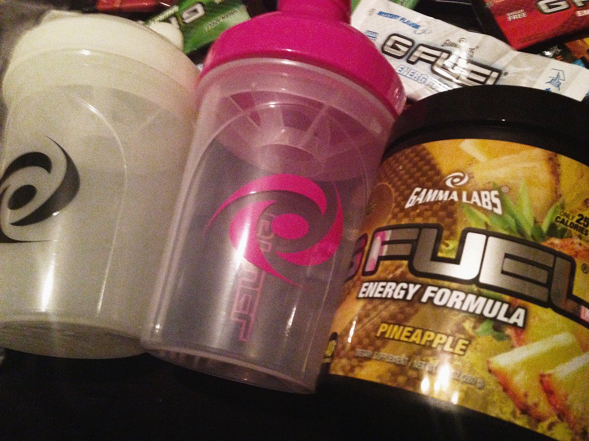 CheAnayo's tweet photo. Sweet care package from GFuel, thank you 🎉😎 @GFuelEnergy @GammaLabs @GammaGamers https://t.co/IAMaL66i1V