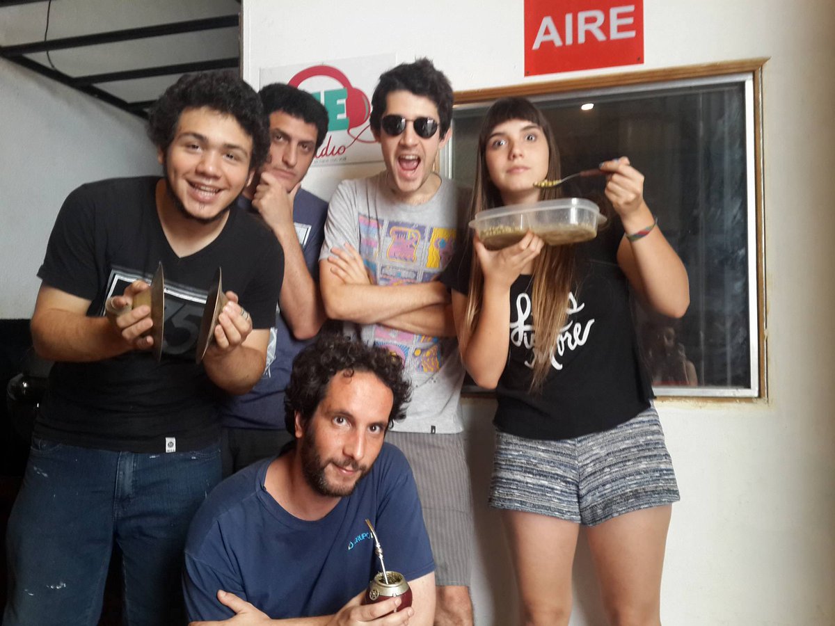 milcuatro16's tweet photo. YA! Sintonizá un nuevo programa por https://t.co/8dPJC48kpk
Última semana!
#SoloMeImporta hacer radio
#BuenLunes https://t.co/cL3svQ9mGp