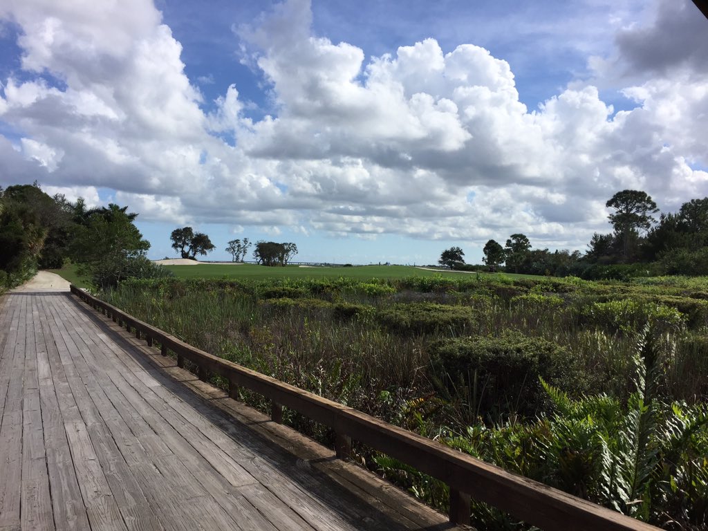 ProGolfJetBiz's tweet photo. @NetJets golf day at The Floridian. #IflyQS https://t.co/zCQV5PPmvy