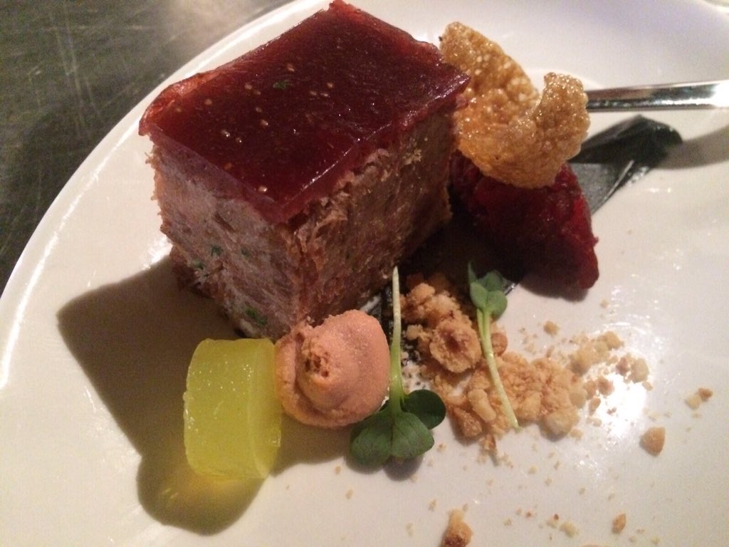 LumenZwolle's tweet image. Een deel van de gerechten die wij hebben geserveerd op de eindejaarsbijeenkomst van @Hemminkbv