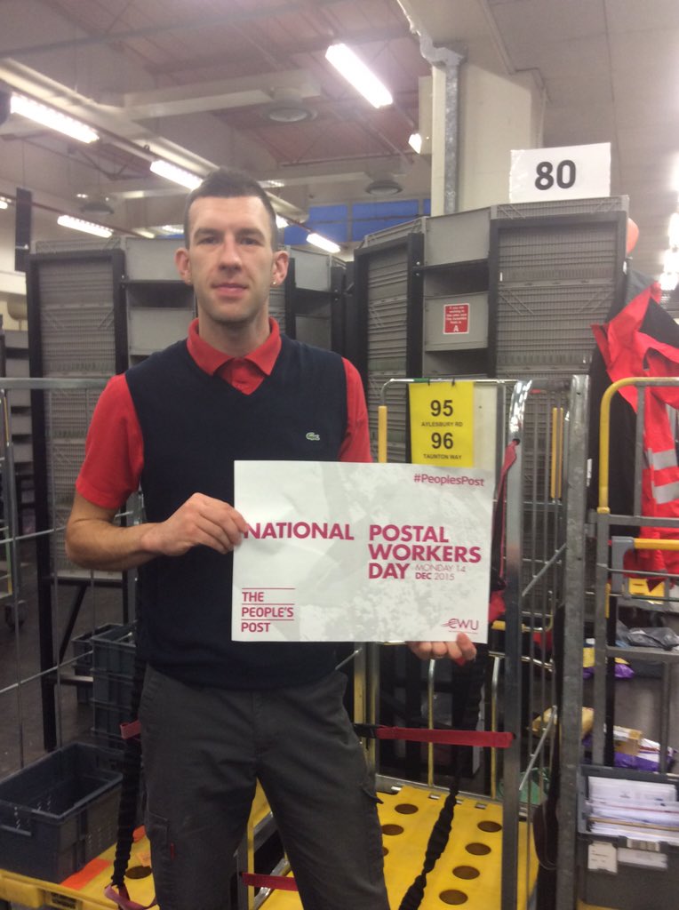 CWUmidlands7's tweet image. @CWUnews @DaveWardGS Even more posties #Stoke/Hanley #peoplespost @jane_loftus .@Belonging4Us @allmanneroflife