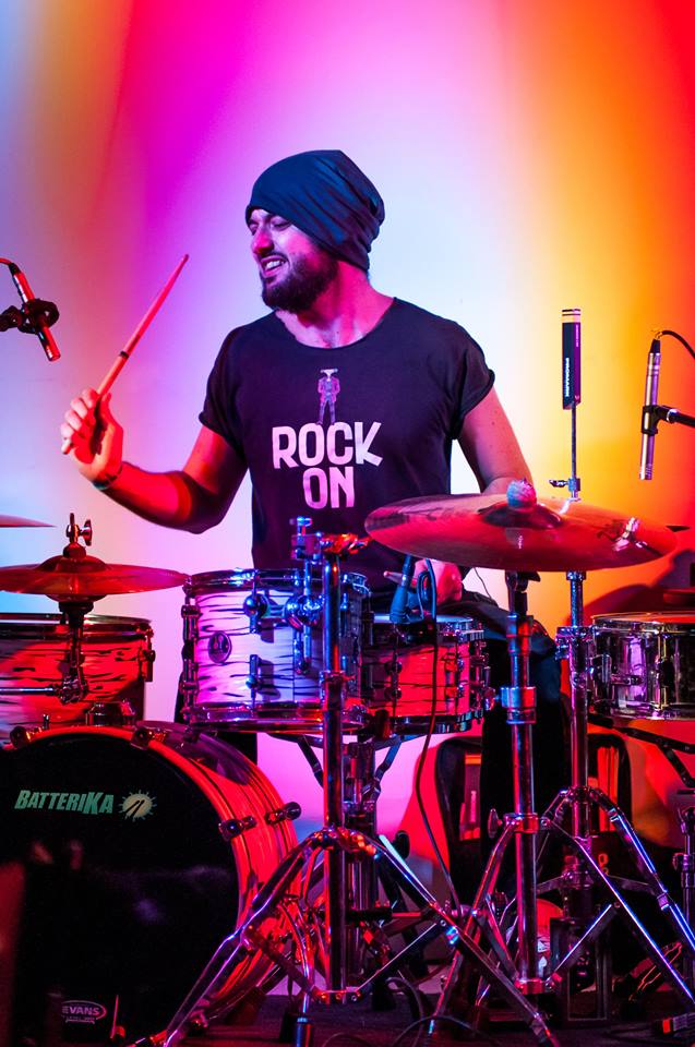 Fieri del nostro maestro <a href="/ilfinch/">FrancescoFinchRusso</a> per la sua esibizione sul palco di <a href="/Batterika2015/">Batterika</a> on.fb.me/1NPz4Na