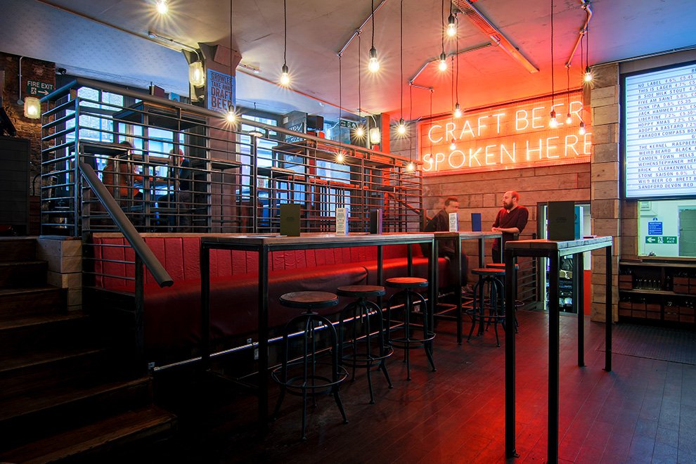 Beerlens's tweet photo. The latest bar from @Brewdog, @BrewdogCWell, is featured on Beer Lens - https://t.co/5bFXV0jrZ4 https://t.co/c9FIUmIxfC