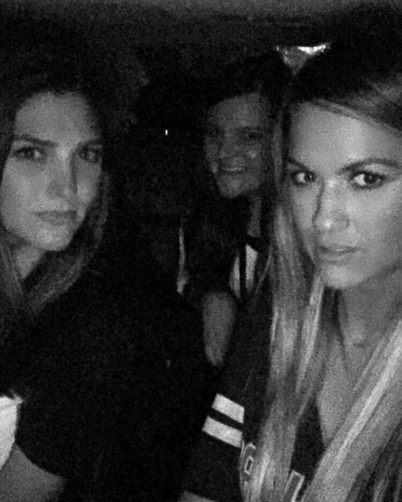 Lrg0429's tweet photo. "Just relax your face and squint" #sexyface #impromtuphotoshoot #carselfie #aboutlastnight #wefierce 😂🙈📸 https://t.co/53CzdX1Nxm