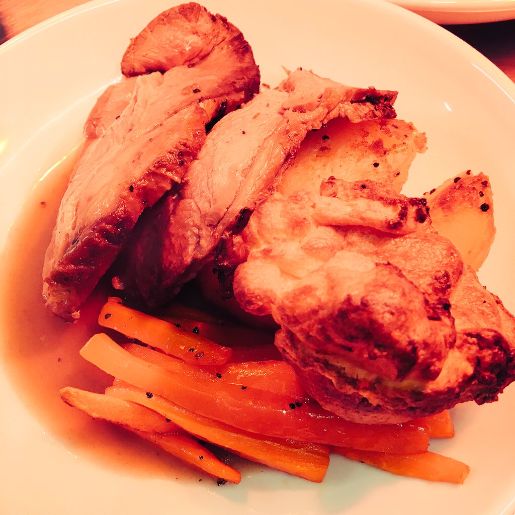 TheAnvilCubert's tweet photo. Sunday lunches served 12-4. 1 course £11.95, 2 courses £14.95, 3 courses £16.95 https://t.co/slpoG24QQm