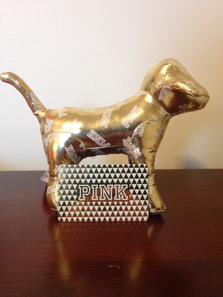 GVSUPINK's tweet image. On the first day of exams GVSU PINK gave to me 🎤 ....GIFT CARDS! Retweet to win 🎀