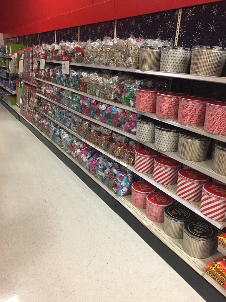 #30 on a Sunday and VML magic at 1046 <a href="/keithlyons01/">Keith Lyons</a> @LydiaDiazTGT <a href="/samshah21/">Samir Shah</a>