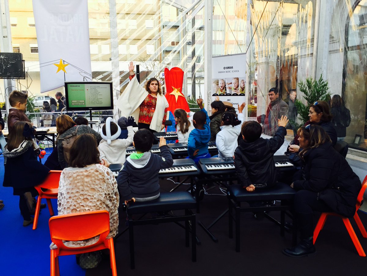 local_pt's tweet photo. “Braga é Natal” leva espírito natalício às ruas: BRAGA – O Município de Braga… https://t.co/fhpOjhEk35 #Portugal https://t.co/enkcQFLIHD
