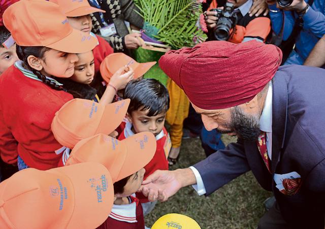 Producing champions is Indian Olympic Association's responsibility, says Milkha Singh read.ht/yMG