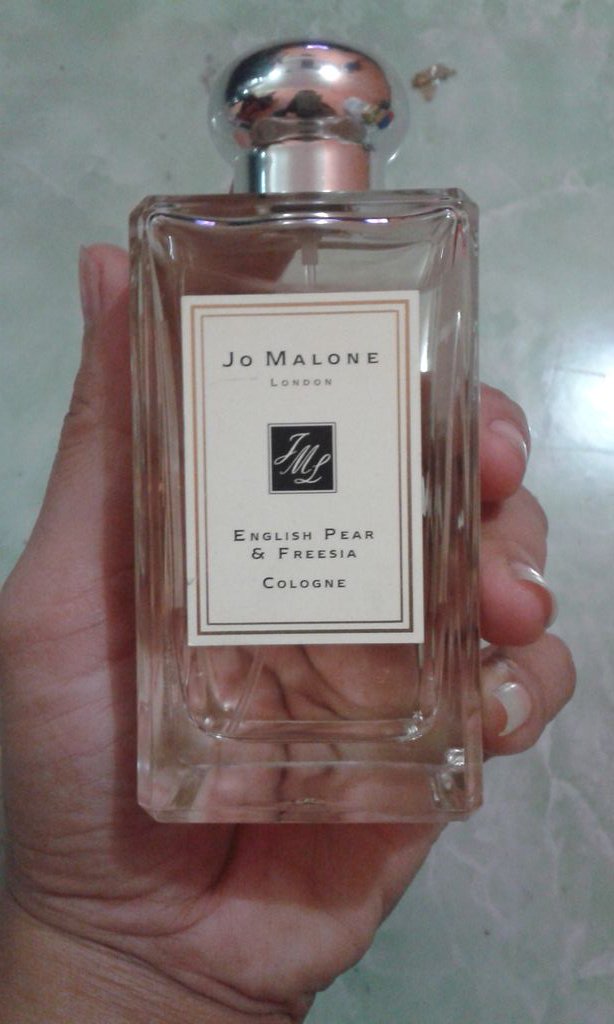 lidyayeni30's tweet photo. Jo malone 100ml ready. Wangi nya enak bnget....minat chat yaa https://t.co/ybsmloUrsj