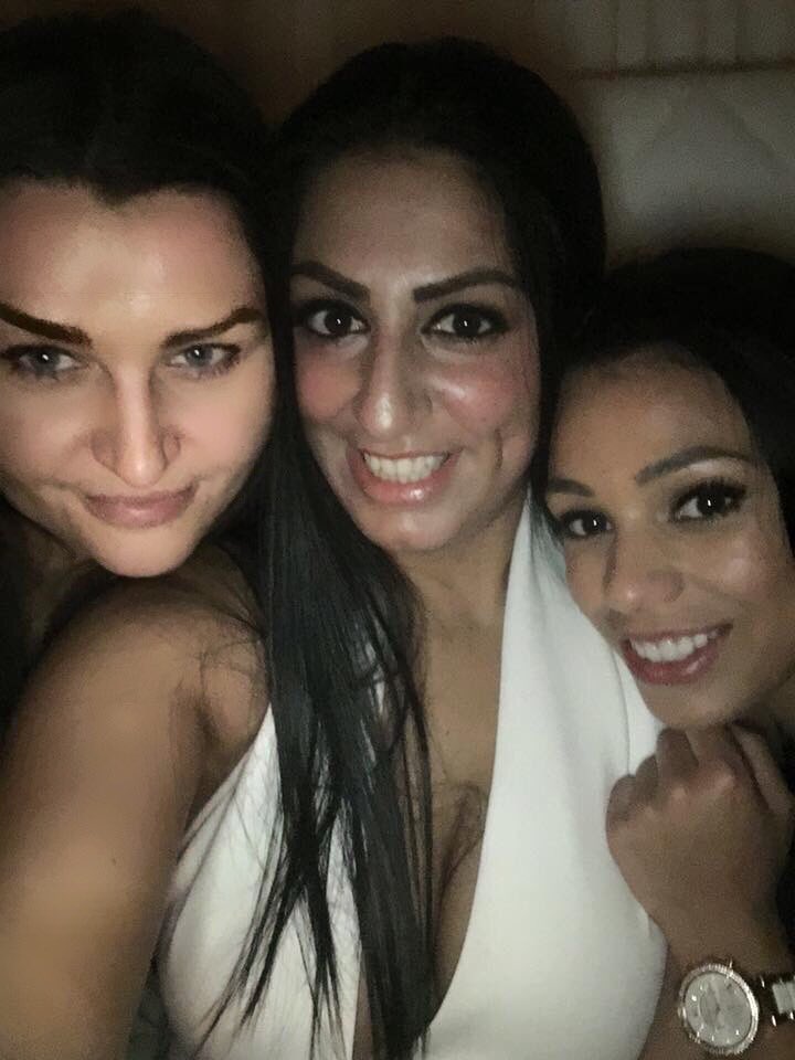 isabela_777's tweet photo. #Amsterdam #xmasparty https://t.co/ybZYFAOfzK
