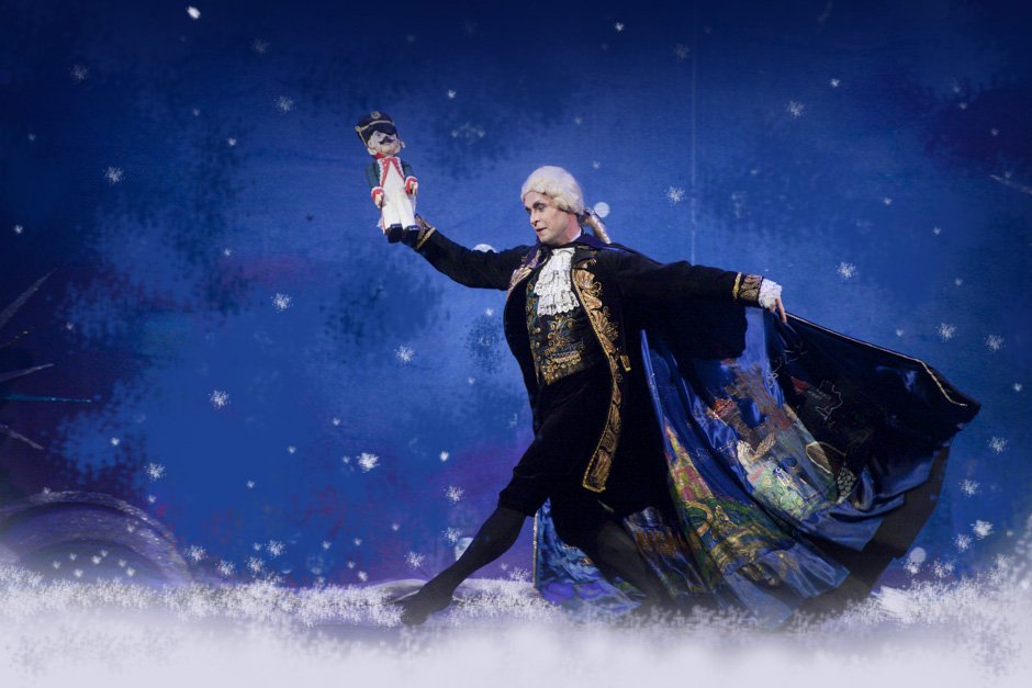 MLMagazineIT's tweet image. Uno degli #spettacoli più amati: Lo Schiaccianoci al #Teatro #Pergolesi bit.ly/1RN6jma
@BalletofMoscow