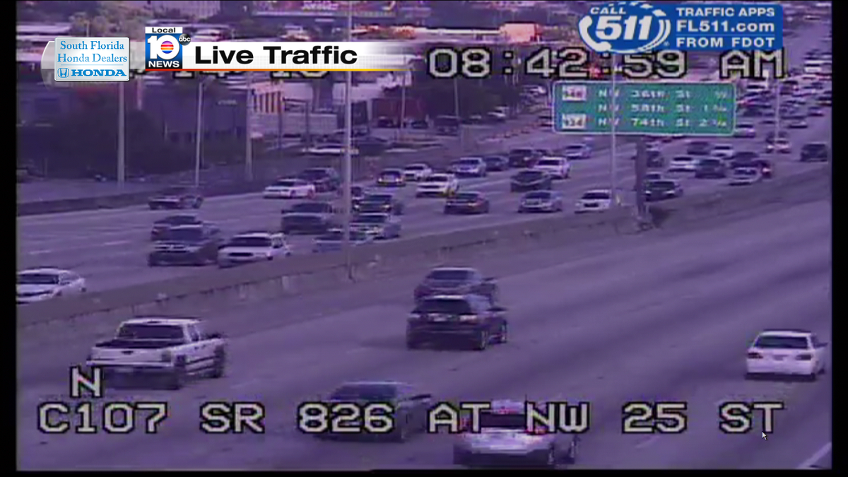 Crash on SR-826 SB and NW 25th St #TRAFFIC #MIAMI https://t.co/M7tNJH3NMC