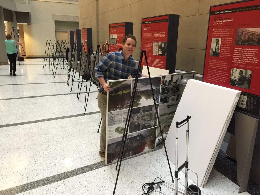 ww1memorialdc's tweet image. #WW1CC team setting up the display of #WWI design finalists at #DC City Hall