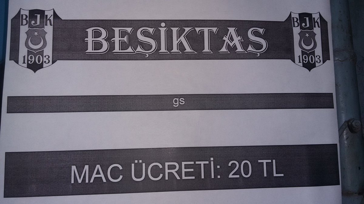 Bazılarının rengine gerek yok.. Siyah Beyaz yeter bize..
