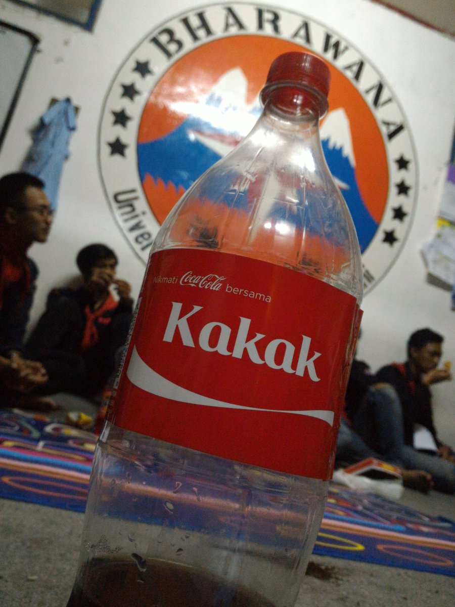 BHARAWANA's tweet photo. Nikmati Coca-cola bersama Kakak Bharawana dalam Sidang LPJ DP 24, Senin, 14 Des 2015 #bukaniklan https://t.co/z1AokcLrUW