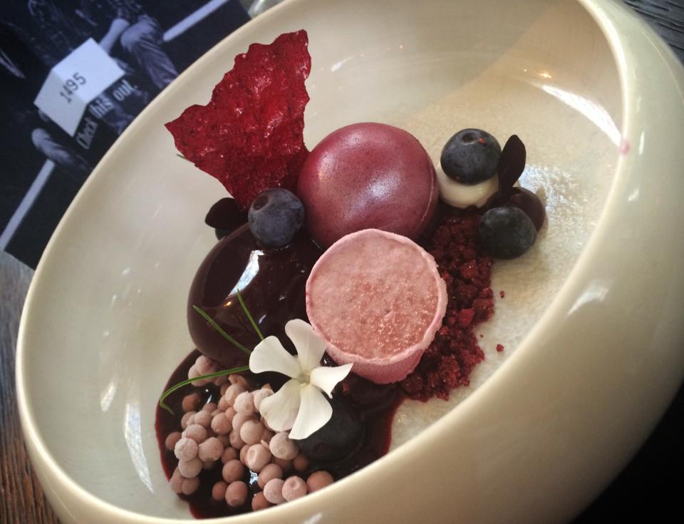 Proficiat, <a href="/thejaneantwerp/">The Jane Antwerpen</a> krijgt ster nummer 2! #begusto maakte weer een handig overzicht: be-gusto.be/2015/12/14/mic…