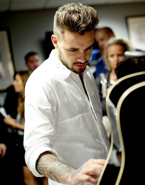 PearGaskarth's tweet photo. #mcm @LiamJPayneRP 💕 https://t.co/pDMWpgIDJ2