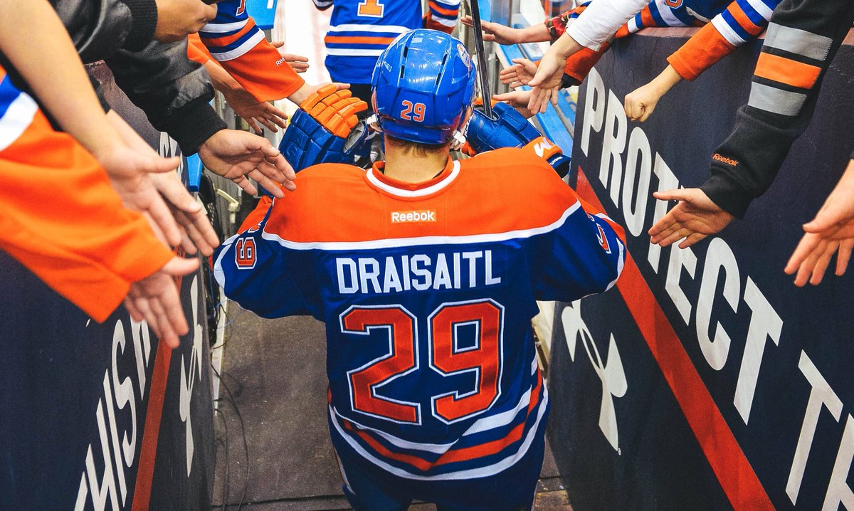 "Mein Vater hat den größten Einfluss von allen." | Leon Draisaitl (@Drat_29) im Interview
bit.ly/1Orh7Rp