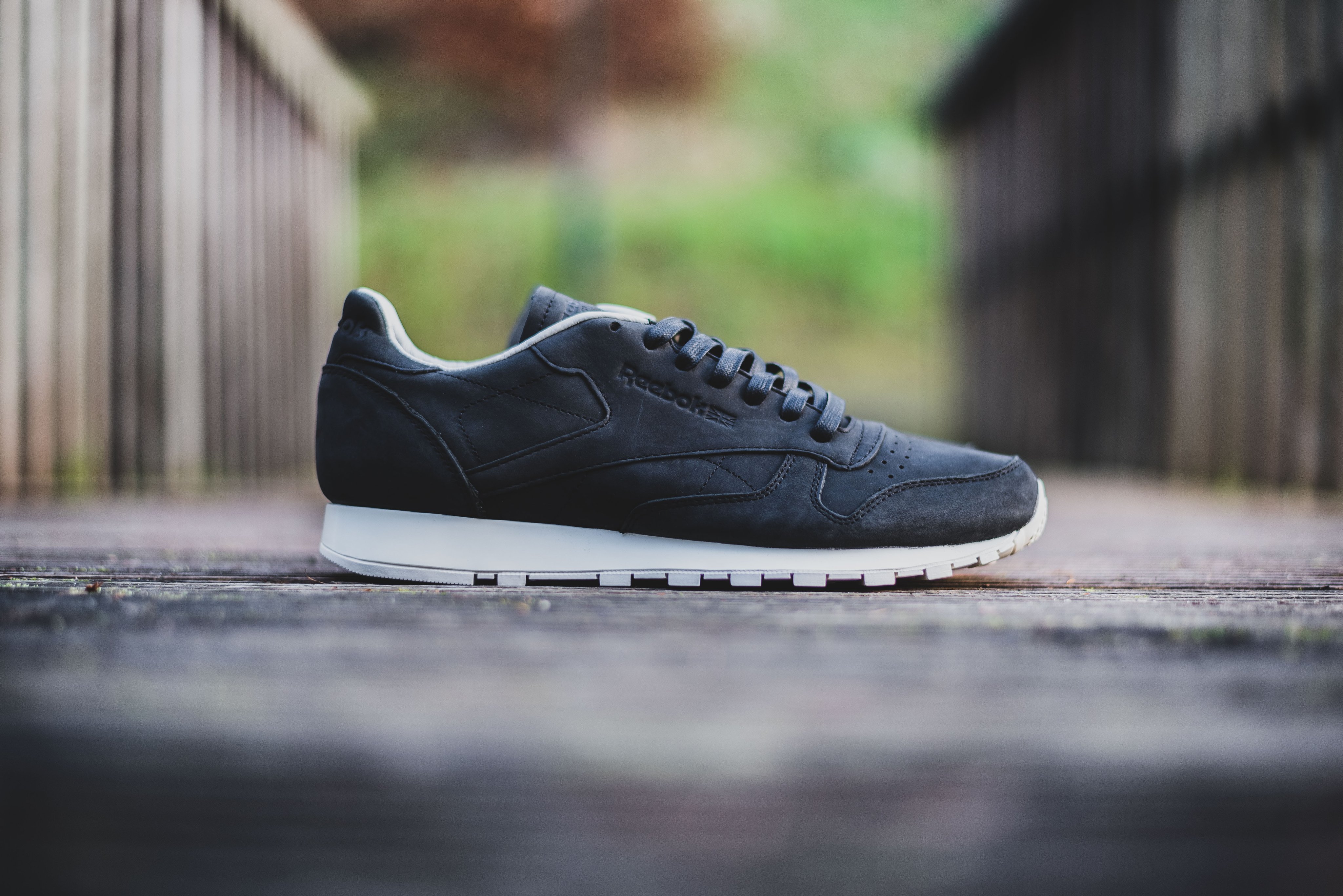 on Twitter: Classic Leather Lux PW in black is available to buy ONLINE now! #reebok #hanon https://t.co/pUpzhSVqVu https://t.co/0i6jc7NbbE" / Twitter