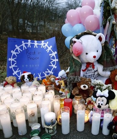 donsopin's tweet photo. May we never forget the victims of Sandy Hook Elementary School
https://t.co/Gv9Iv2dui7 https://t.co/J2vkCEdKb4