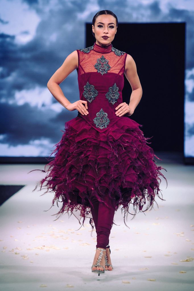 AsianaTV's tweet photo. #ABS2015: Contemporary couture for hipster brides by Sati. Full catwalk report in Asiana Wedding Spring 2016 https://t.co/kXKfPNuIx1