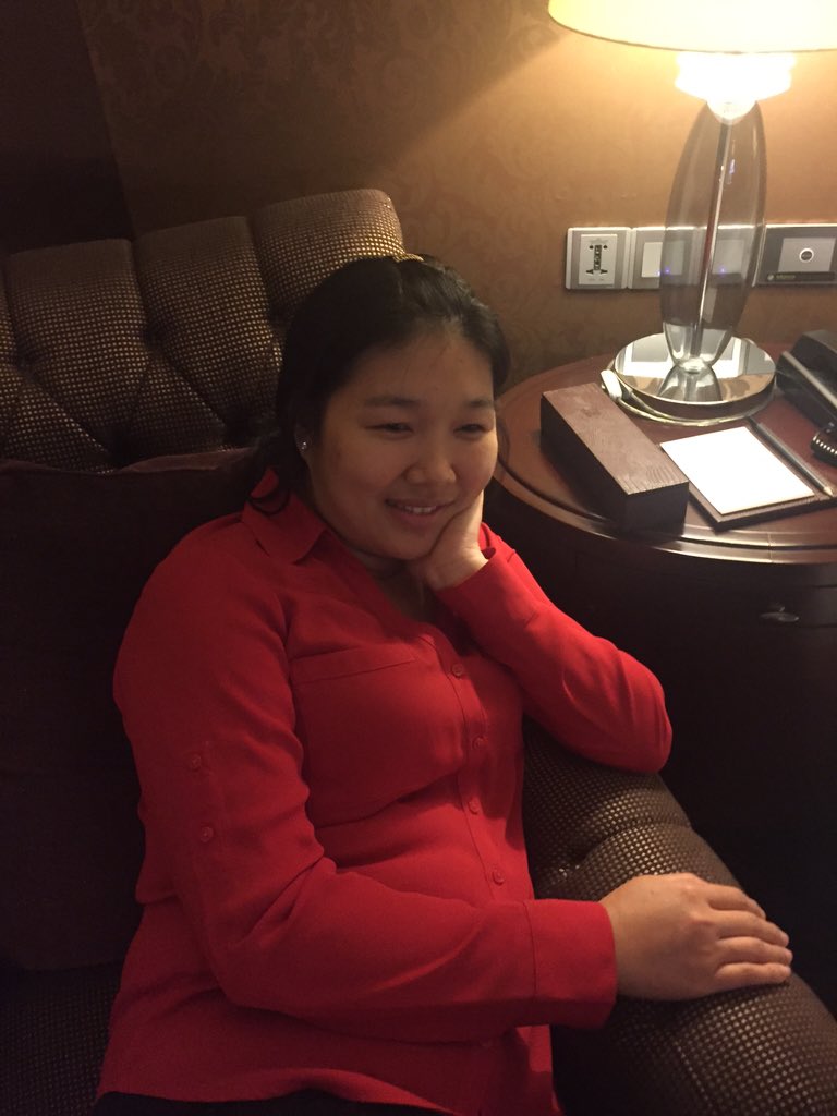 reththa's tweet image. Happy to see her smile