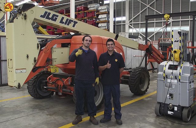 Alo_Group's tweet photo. #ALOSERVICE especialistas en mantención y reacondicionamiento #PTA #PlataformasElevadoras https://t.co/RluKMije5f https://t.co/5LvgL5iCRC