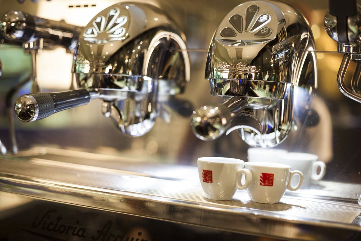 caffefaro tweet picture