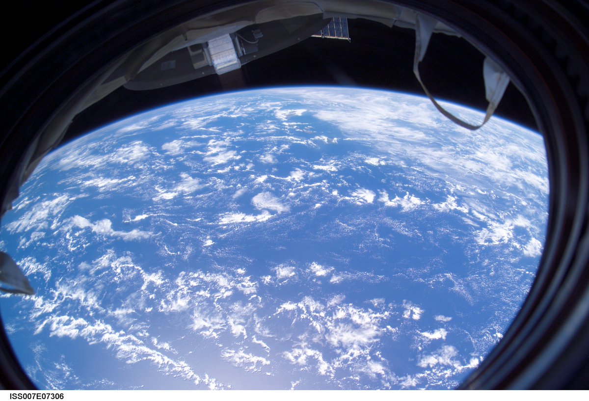 BBSRC's tweet photo. #Space sleep study from @UniOfSurrey to understand #ageing @esa https://t.co/BoXujLKL3l Image: NASA https://t.co/bz8VGXmJMW