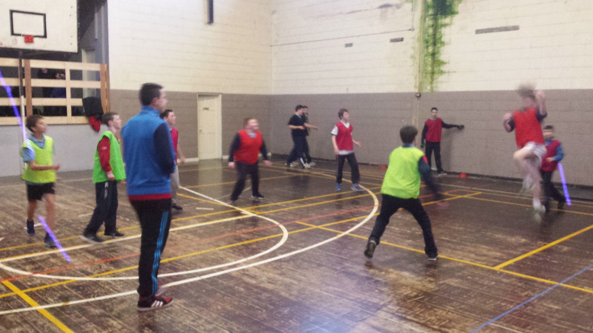 AMCHALETUAM's tweet image. #soccer #soccerzone #EUROdraw 👍🍌🍏⚽⚽⚽⚽