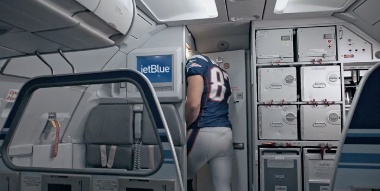 RobGronkowski's tweet photo. I always find ways to keep occupied even at 30,000 feet. @JetBlue #GronkIsMyCopilot
https://t.co/Gcw7DaXWbb https://t.co/5HqDR7IrQ4