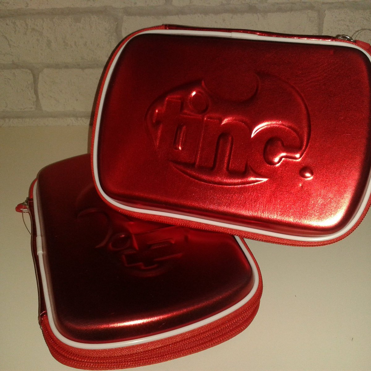 tinc_windsor's tweet photo. Limited Edition Red Metallic Pencil Case but hurry Santa will be loading up soon #metallic #tincwindsor #tincmas https://t.co/JJ4sdzdo4S