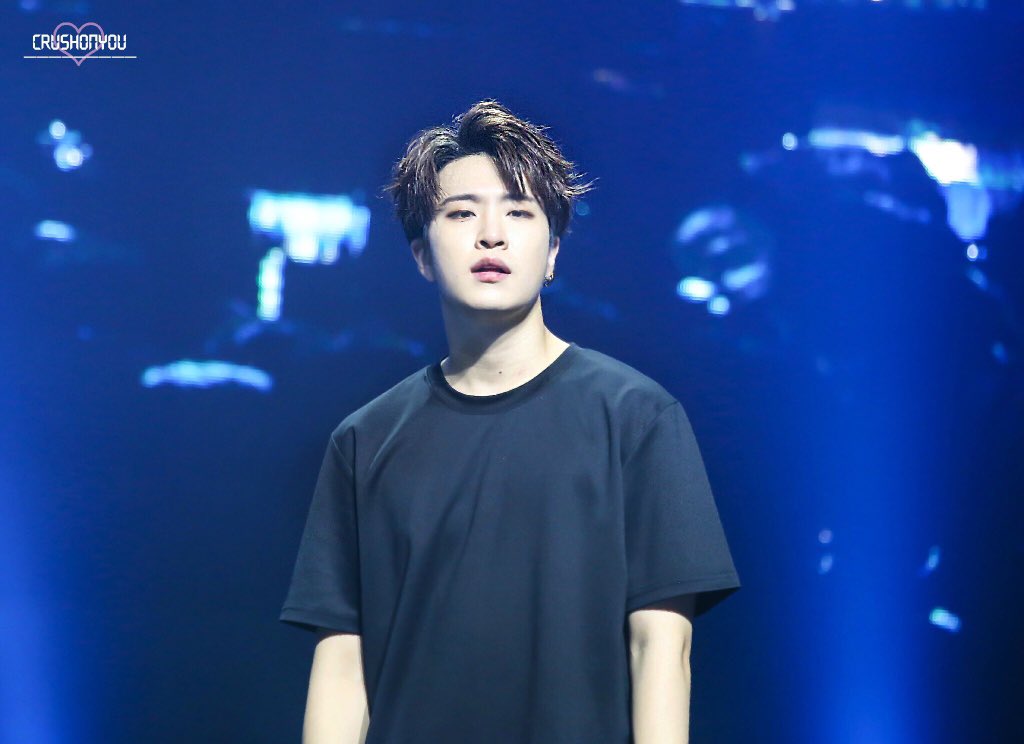 CrushOnYouo917's tweet photo. [HQ] #GOT7 #youngjae 151212 Fan Meeting in Shanghai 4p #갓세븐 #영재 https://t.co/1KDsNfRisM long time no see❤ https://t.co/NsB8oW3ZiK