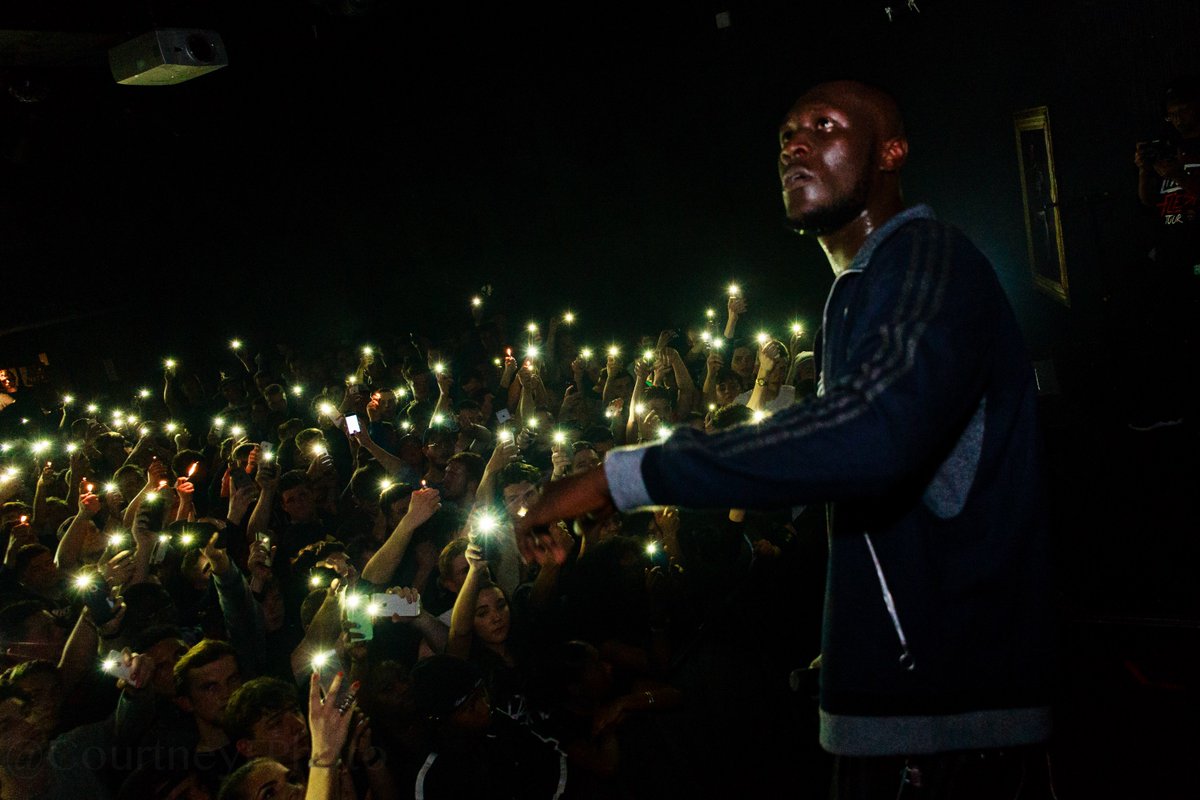 crowdmix's tweet photo. 'Light up my set then I'm out of the rave' @Stormzy1 
#ShutUpForXMasNo1 https://t.co/zXulCxd3Lf