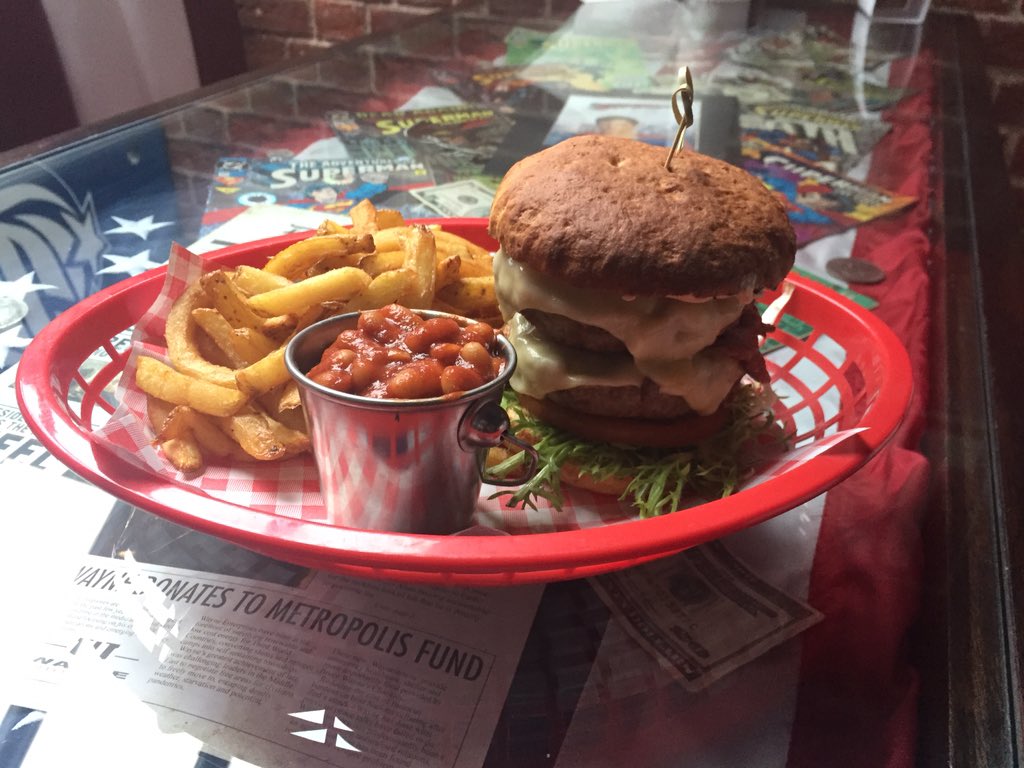 Joshua_Robson's tweet photo. @SCOFFQUAFF Elsie Mo's NYC diner #Canterbury #food #burger #Usa #local #glutenfreeburger https://t.co/EqjaksbWmG