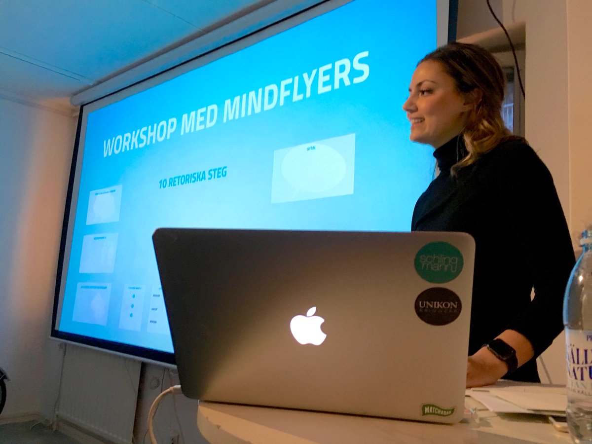 Mindflyers's tweet photo. Spännande workshop när grymma @SofiaKacim möter våra komiker! https://t.co/nHniQoXYvy