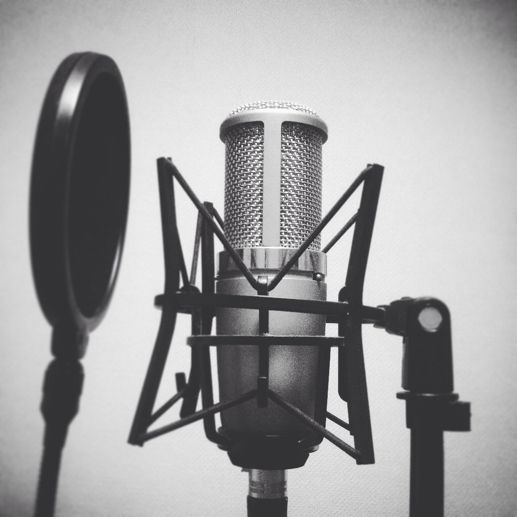 martimusique's tweet photo. #BackToWork #Studio https://t.co/mJEzDxRUBw