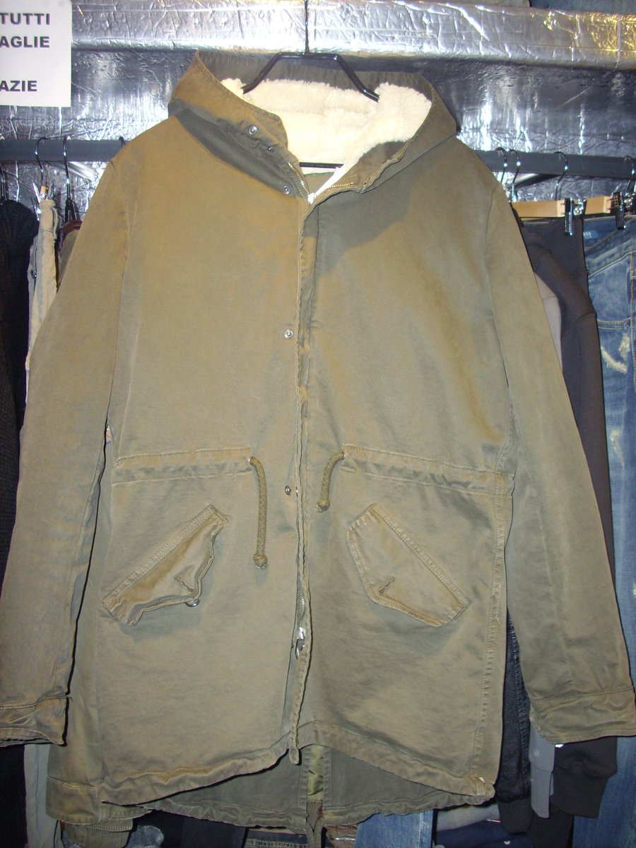 arizona67_'s tweet photo. #arizona67 #tendenzemoda #parka #sfoderabile Scegli tra  3 colori per #uomo #verdeclassico
#grigio,#beigeantico https://t.co/LcazBLcA6y
