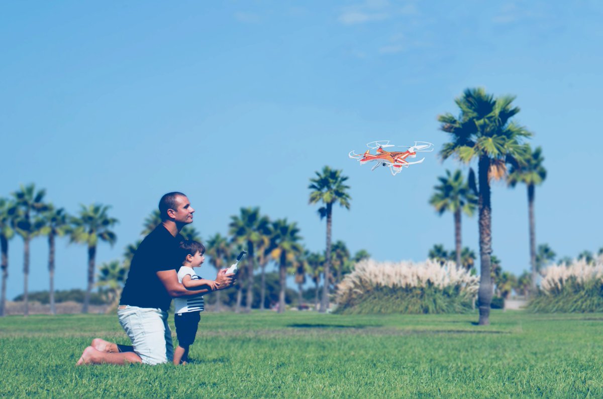 BRIGMTON's tweet photo. Estas Navidades regala #dron #BRIGMTON a un precio increíble!! No te quedes sin él!! #WAVEREVOLUTION https://t.co/3H71cvY3Px