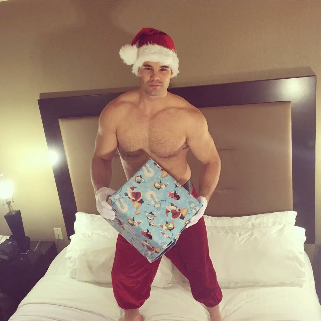 mengaybdsm's tweet photo. @lockedirl ho ho ho https://t.co/LvYV2g6ZdP
