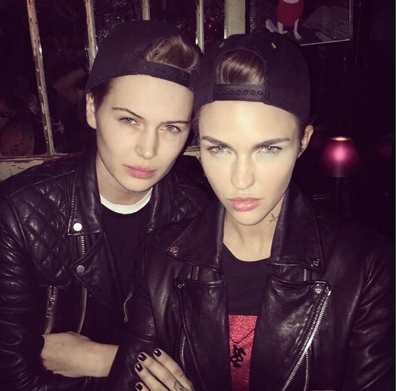 Twinning to the max 😎 this girl is my best friend okay?