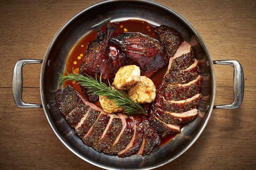 washingtonian's tweet photo. Want to eat out on Christmas Day? These DC restaurants have some special menus going. https://t.co/RGVw9W5Z4c https://t.co/UYo0LQA7wg
