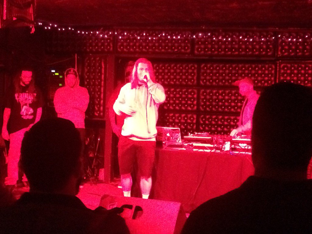 PRKRedison's tweet photo. @Steez76D @daygoproduce and @djtramlife in last nites show @casbahsandiego #nosuckadjs #runthecasbah https://t.co/5SGwxmOK8m