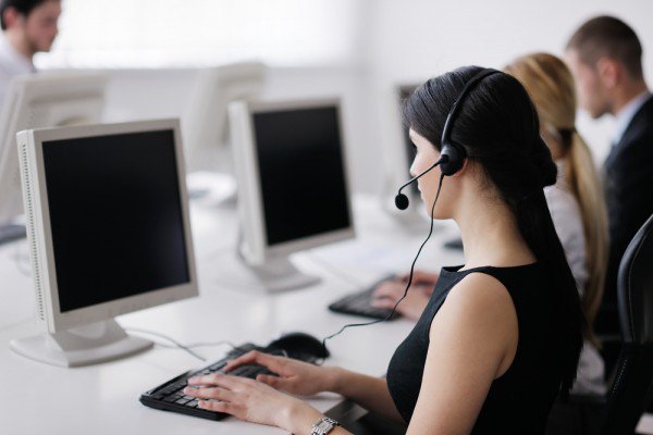 callixbrasil's tweet photo. Veja a seguir os 4 requisitos básicos que diferem um sistema de call center de um PABX IP. https://t.co/SlJnXe5rkH https://t.co/LrO60Ovcio