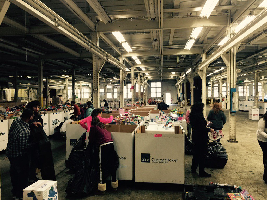 Tara Bennett (@uxyprincipal) on Twitter photo Millbury Ss volunt <a href="/Toys/">toys</a> for Tots don ctr support those in need TY <a href="/mps_przygoda/">Chloe Przygoda</a> @Millbury_VCheer <a href="/gmyers_millbury/">Greg Myers</a> Millbury Ss volunt <a href="/Toys/">toys</a> for Tots don ctr support those in need TY <a href="/mps_przygoda/">Chloe Przygoda</a> @Millbury_VCheer <a href="/gmyers_millbury/">Greg Myers</a>