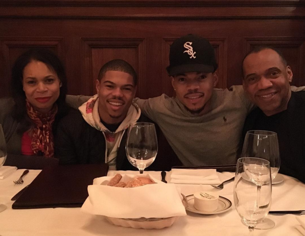 pitchfork's tweet photo. Listen to @_TaylorBennett's LP Broad Shoulders, ft. his brother @chancetherapper and more https://t.co/XyhomOELEc https://t.co/n3dFmeelyj